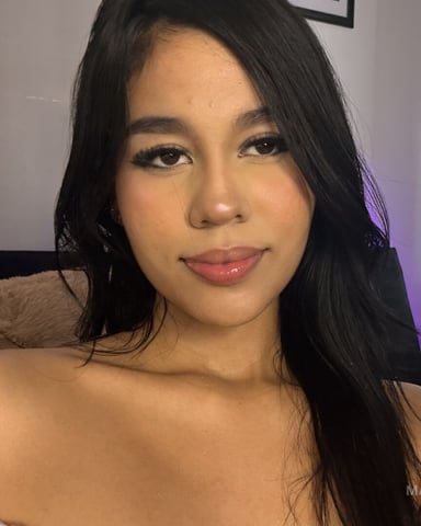 MadeleinSinclair photo