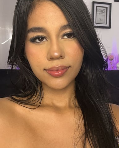 MadeleinSinclair photo