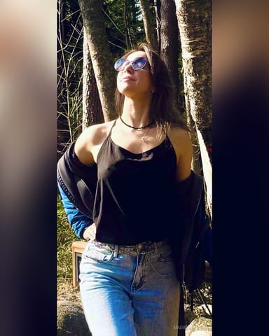 MadinaBrown photo