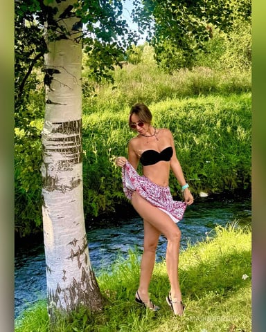 MadinaBrown photo