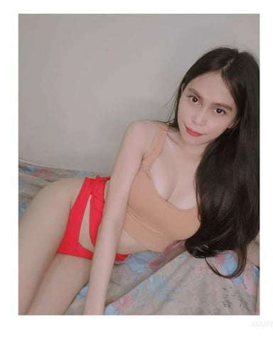 NikkiValdez foto