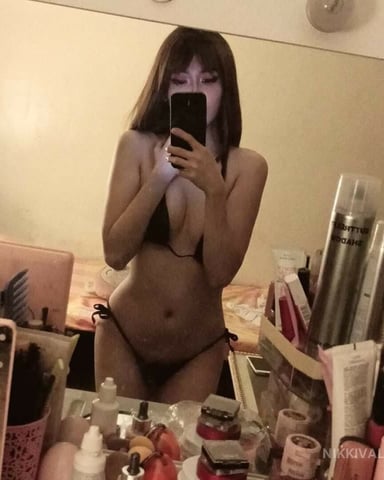 NikkiValdez foto