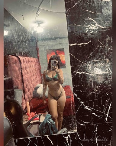 JeanneRoussel photo