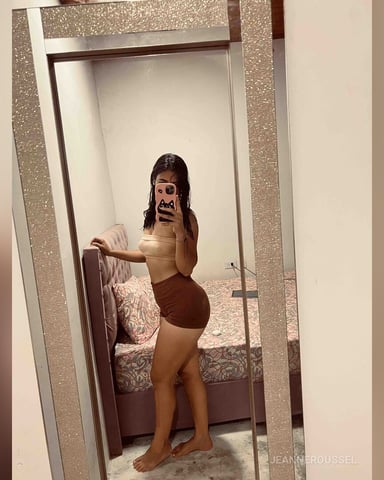 JeanneRoussel photo