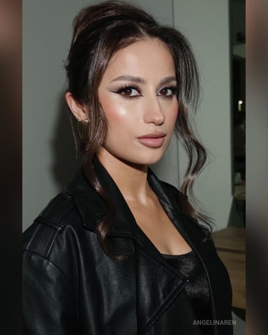 AngelinaRen photo