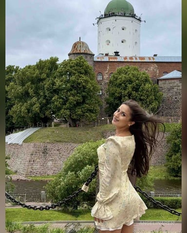 AngelinaRen photo