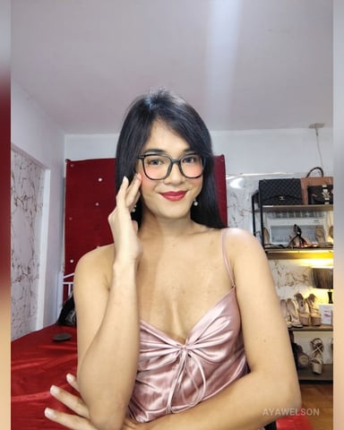AyaWelson foto