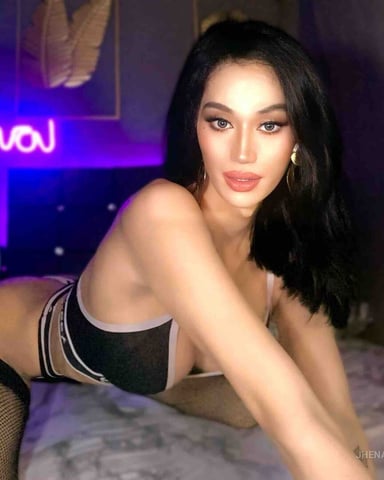 JhenaSmith foto
