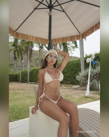 PamelaHazel foto