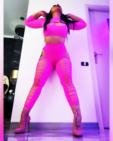 TinaDevin photo