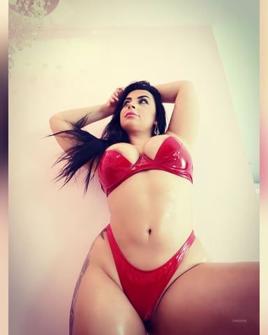TinaDevin photo