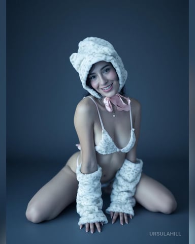 UrsulaHill foto