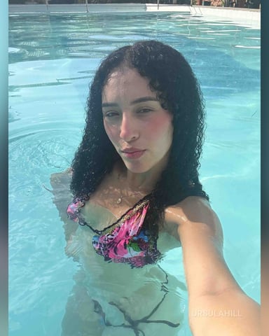 UrsulaHill foto