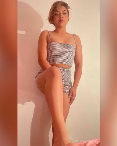 MelyzaMendoza photo