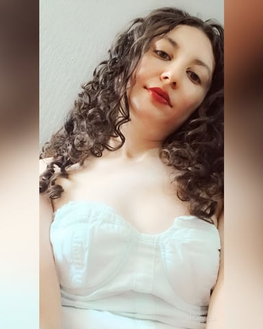 MilaBella photo 18