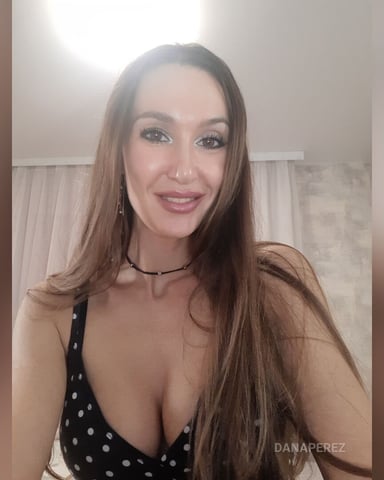 DanaPerez photo