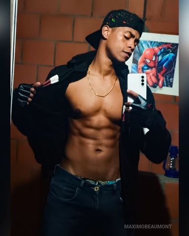 MaximoBeaumont photo