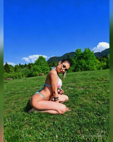 AdrennaLynee Foto