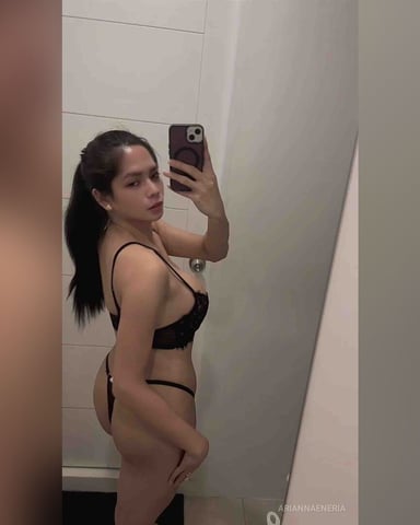 AriannaEneria photo