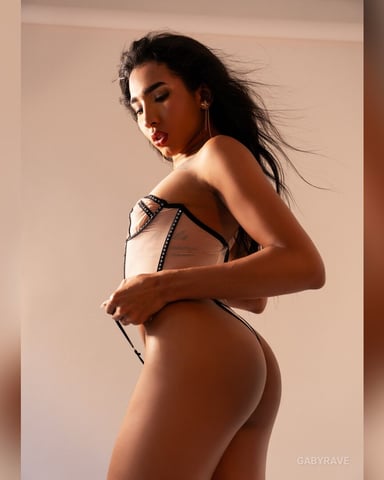 GabyRave foto