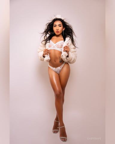 GabyRave foto
