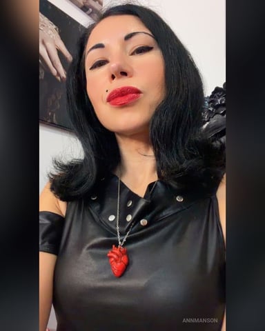 AnnManson foto