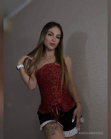 KarolinaSykes foto