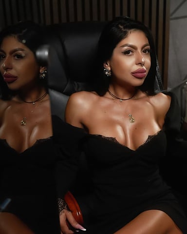 AvaNoah Foto
