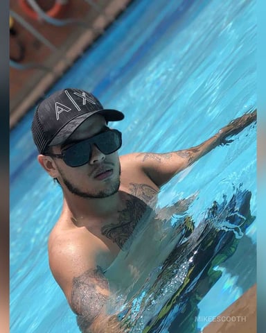 MikeeScooth foto