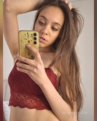 MandyTayllor photo