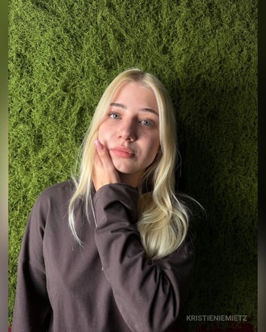 KristieNiemietz photo 3