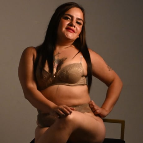 Scarlet Hanson