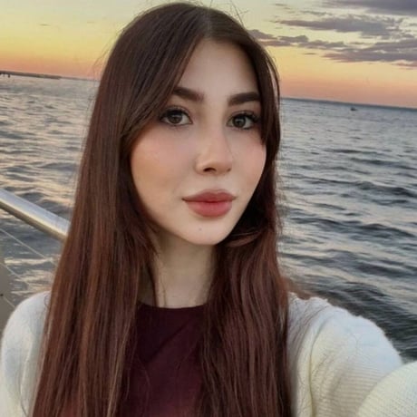 Sade Lazcano
