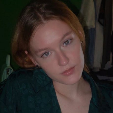 Bronwyn Divens