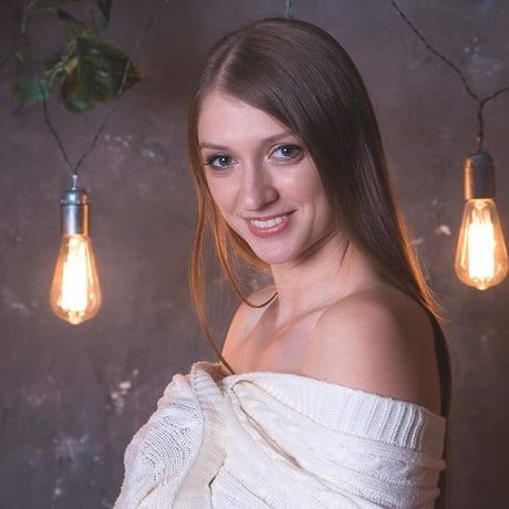 Amelly Smith