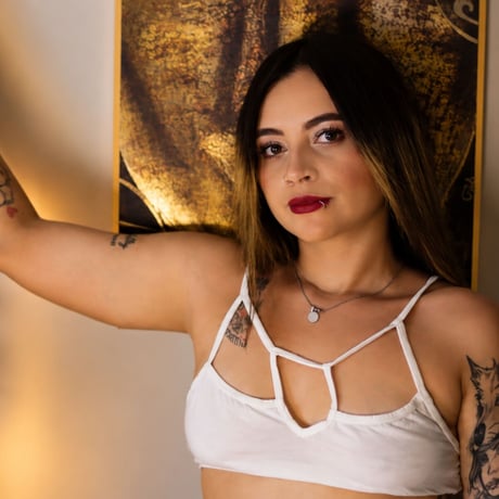 Scarlet Milen