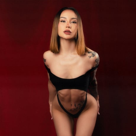 Tati Hayes