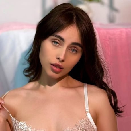 Tessa Plombir