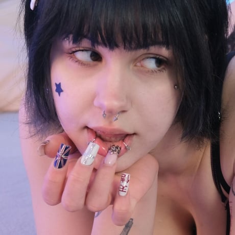 Ashley Alt