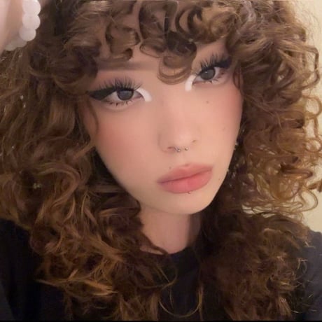 Yang Connie