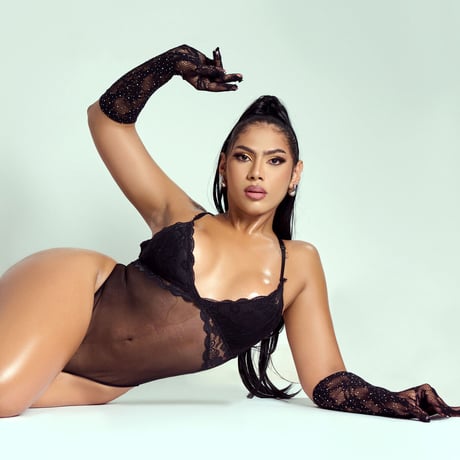 Nicolle Selene