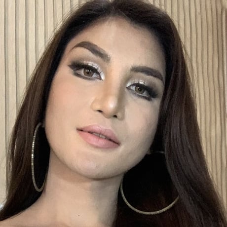 Megan Nayr