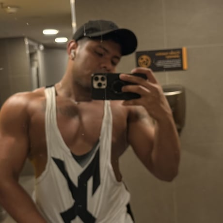 Leon Mike