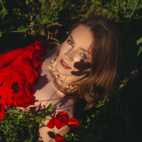 Eva Devon