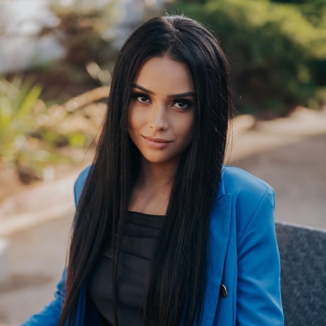 Iulia Loana