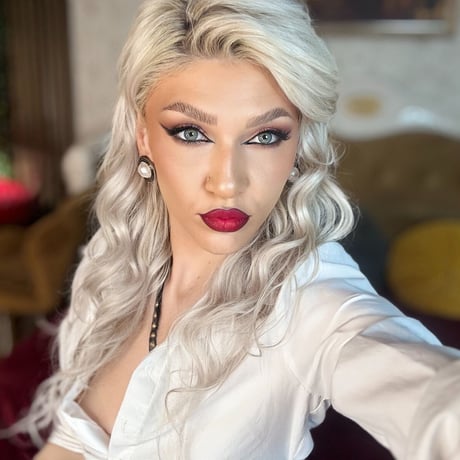 Emma Amstrong