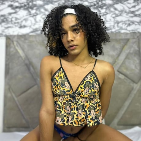 Skye Jhones