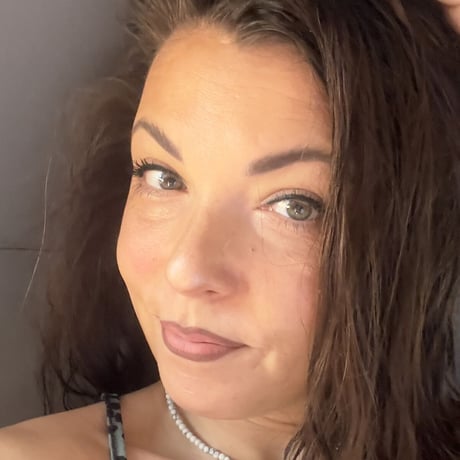 Tatiana Bond