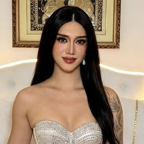 MonicaElaris