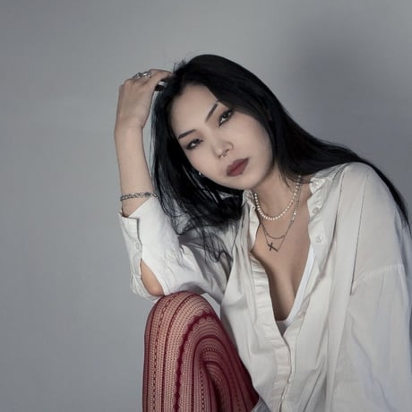 Yesenia Cousens